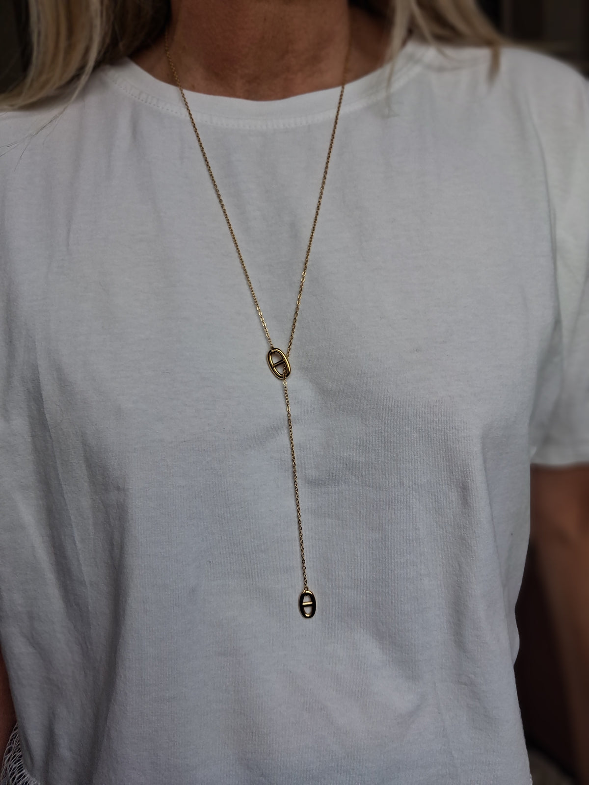 Collier Y mailles marine coulissant Rosa